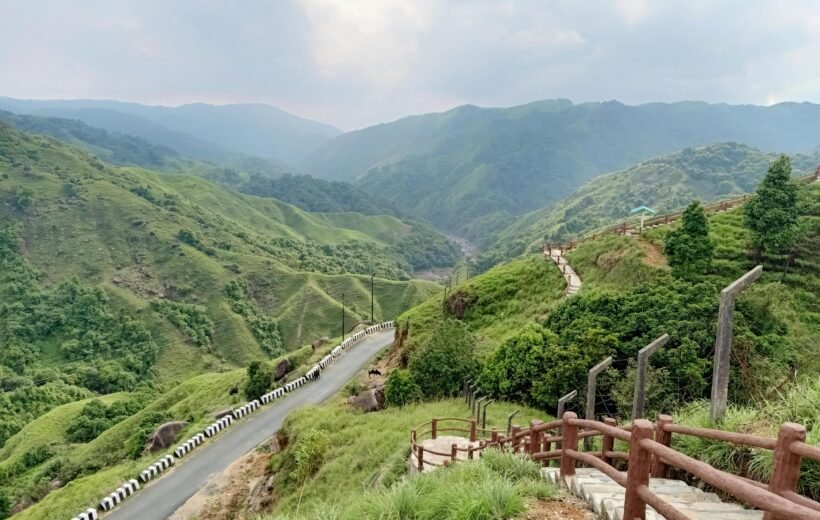 Meghalaya – Land of Living Roots & Waterfalls! (tripple share With Nomal Seat)